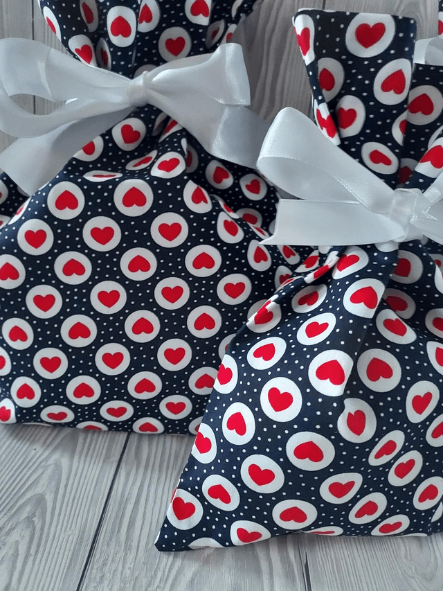 Valentines Gift Bags ~ Valentines Gift ~ Wedding ~ Anniversary ~ Reusable Fabric Gift Bags - Engagement Gift - Galentines Gift 